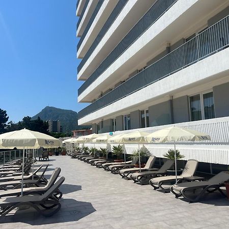 Hotel Sato Sutomore Esterno foto