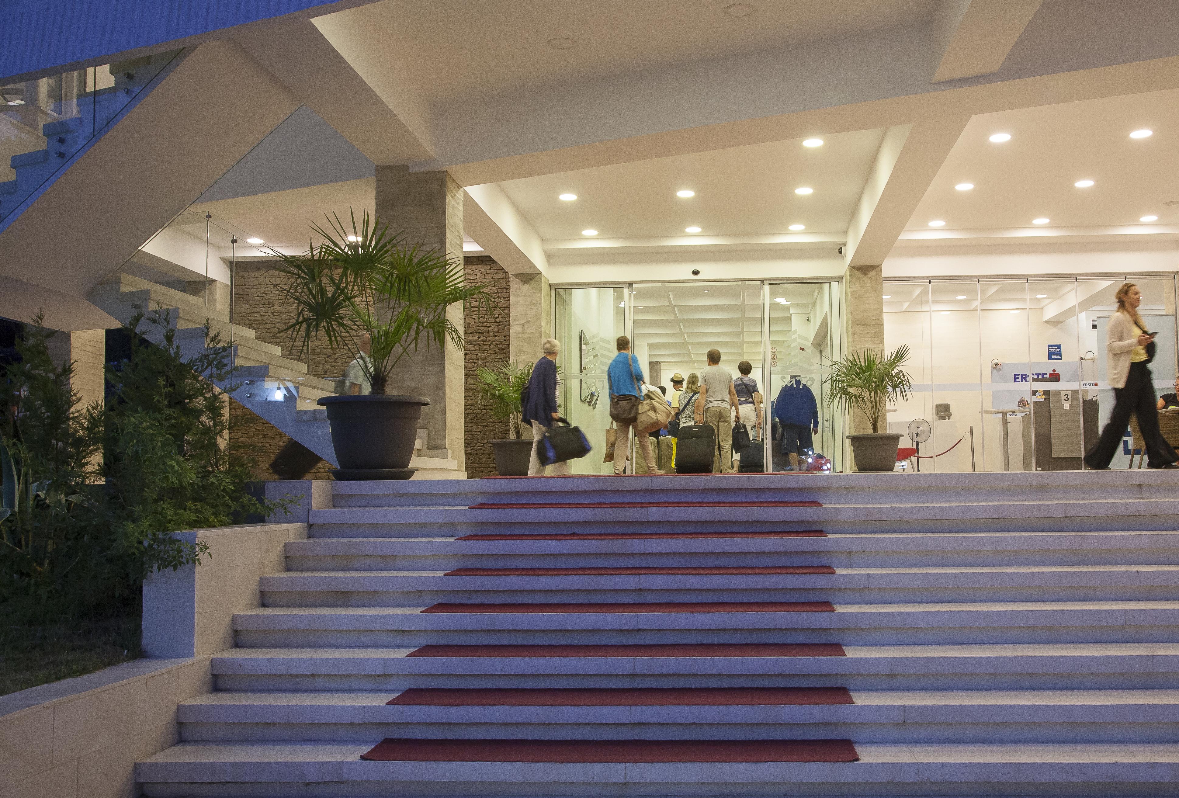Hotel Sato Sutomore Esterno foto