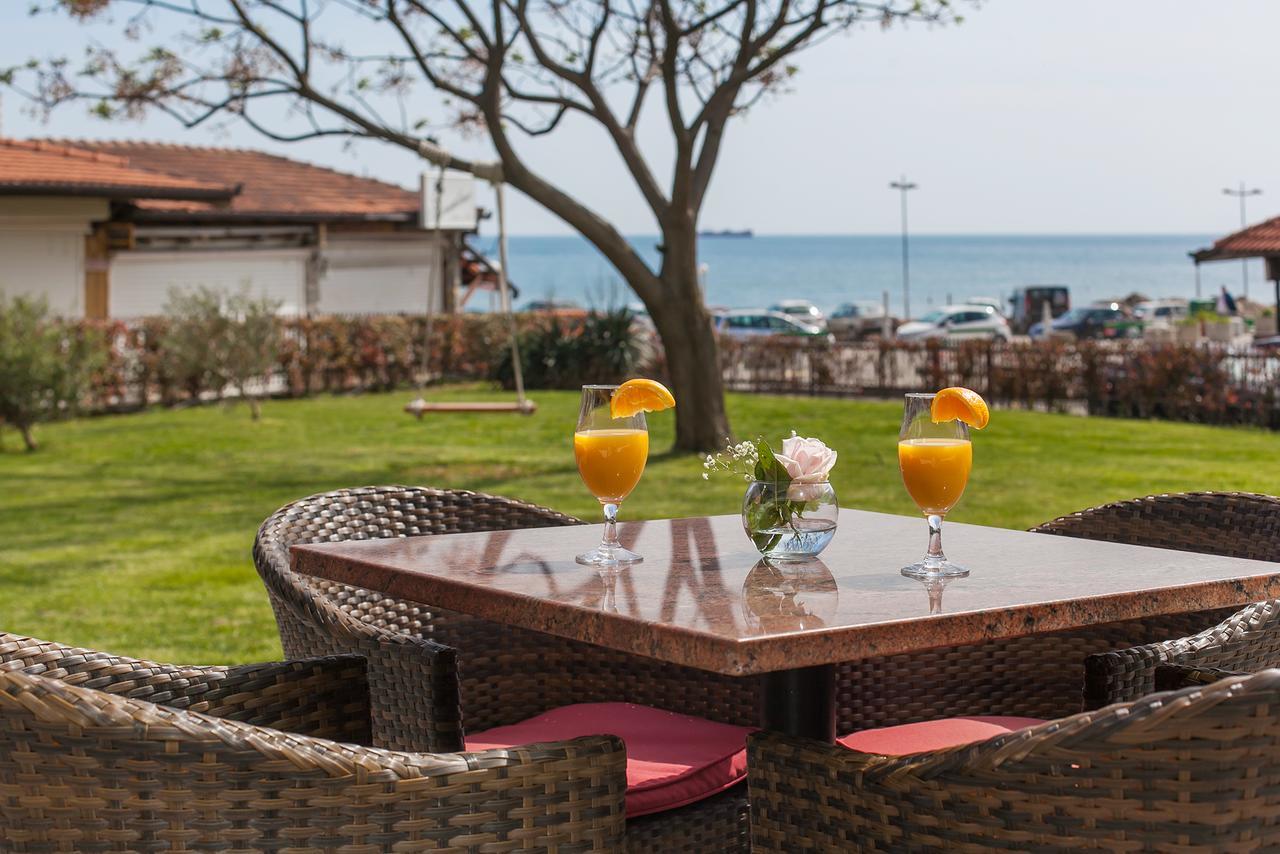 Hotel Sato Sutomore Esterno foto